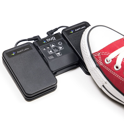 評論：鋼琴家的藍牙翻頁踏板